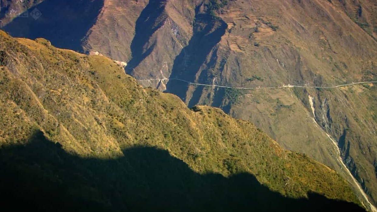 BBC纪录片《绝世险途/世界上最危险的道路 World’s Most Dangerous Roads 2011》第1季 全3集 英语中字 720P高清网盘下载 