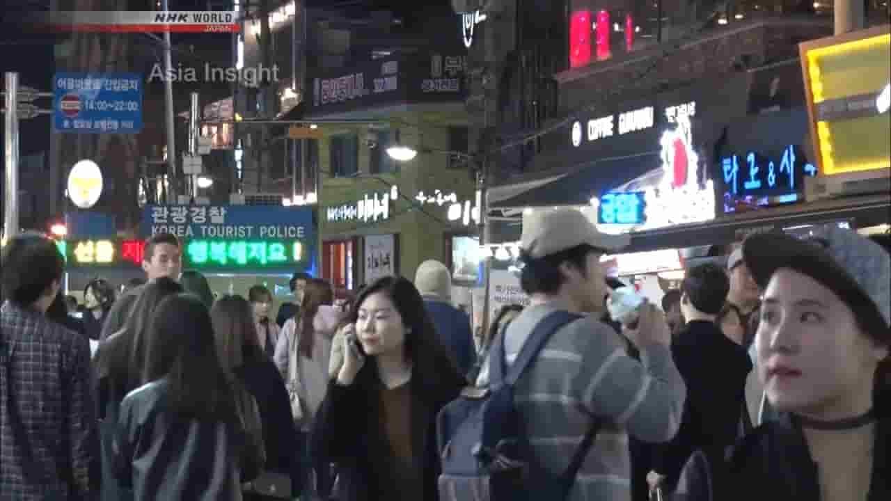 NHK纪录片《韩国年轻人为经济差距而奋斗 Young South Koreans Struggle with the Economic Gap 2017》全1集 英语英字 标清网盘下载