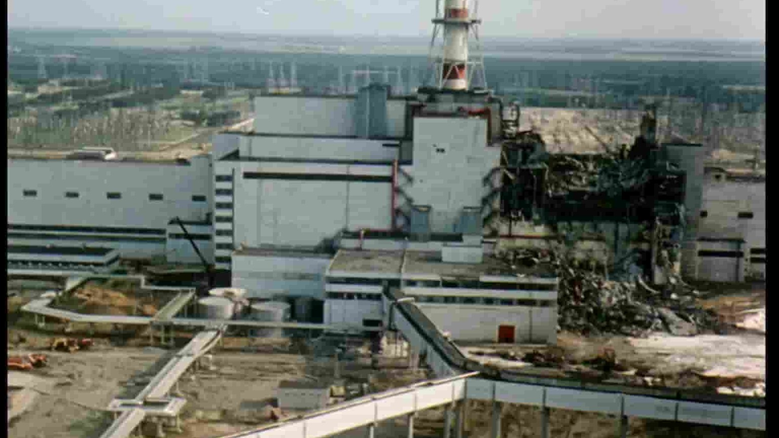 英国纪录片《与本·福格尔进入切尔诺贝利内部 Inside Chernobyl With Ben Fogel 2021》全1集 英语中英双字 1080P高清网盘下载